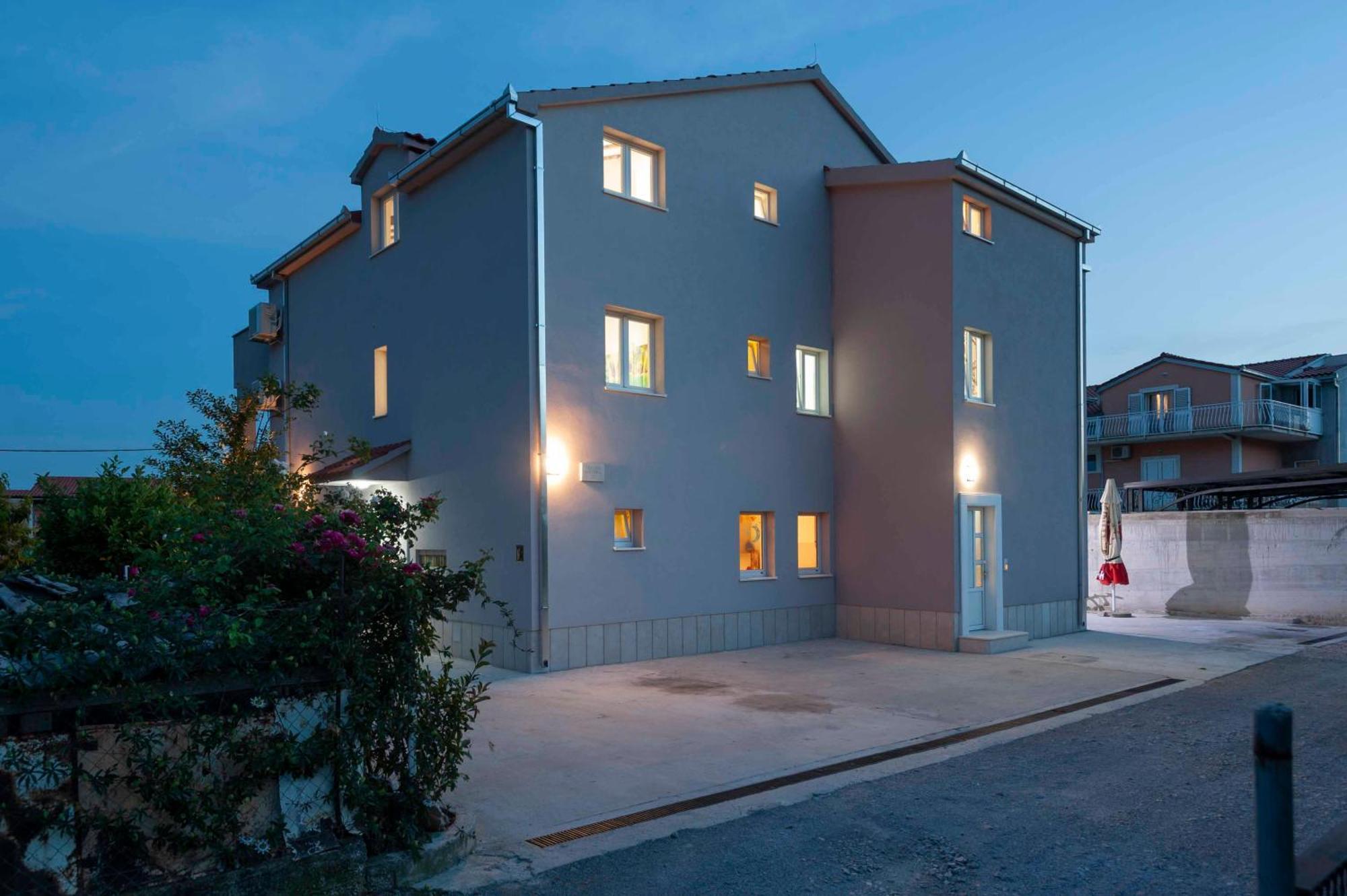 Apartment Sunshine, Sunrise, Sunset Kaštela Kültér fotó